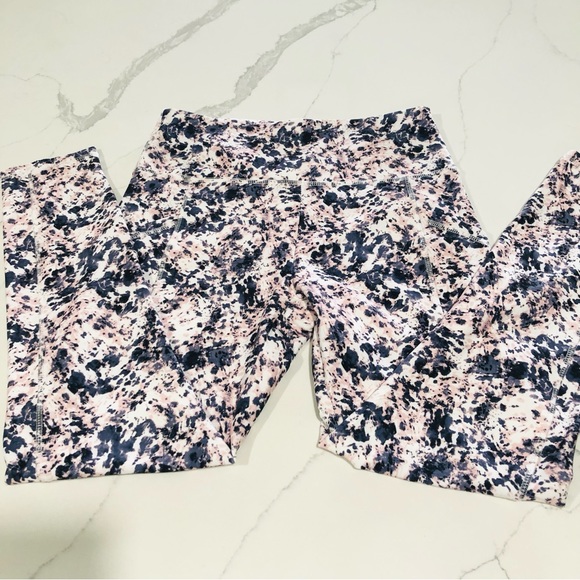 Balance Collection Tie-Dye Leggings (Juniors size L) - Picture 8 of 8